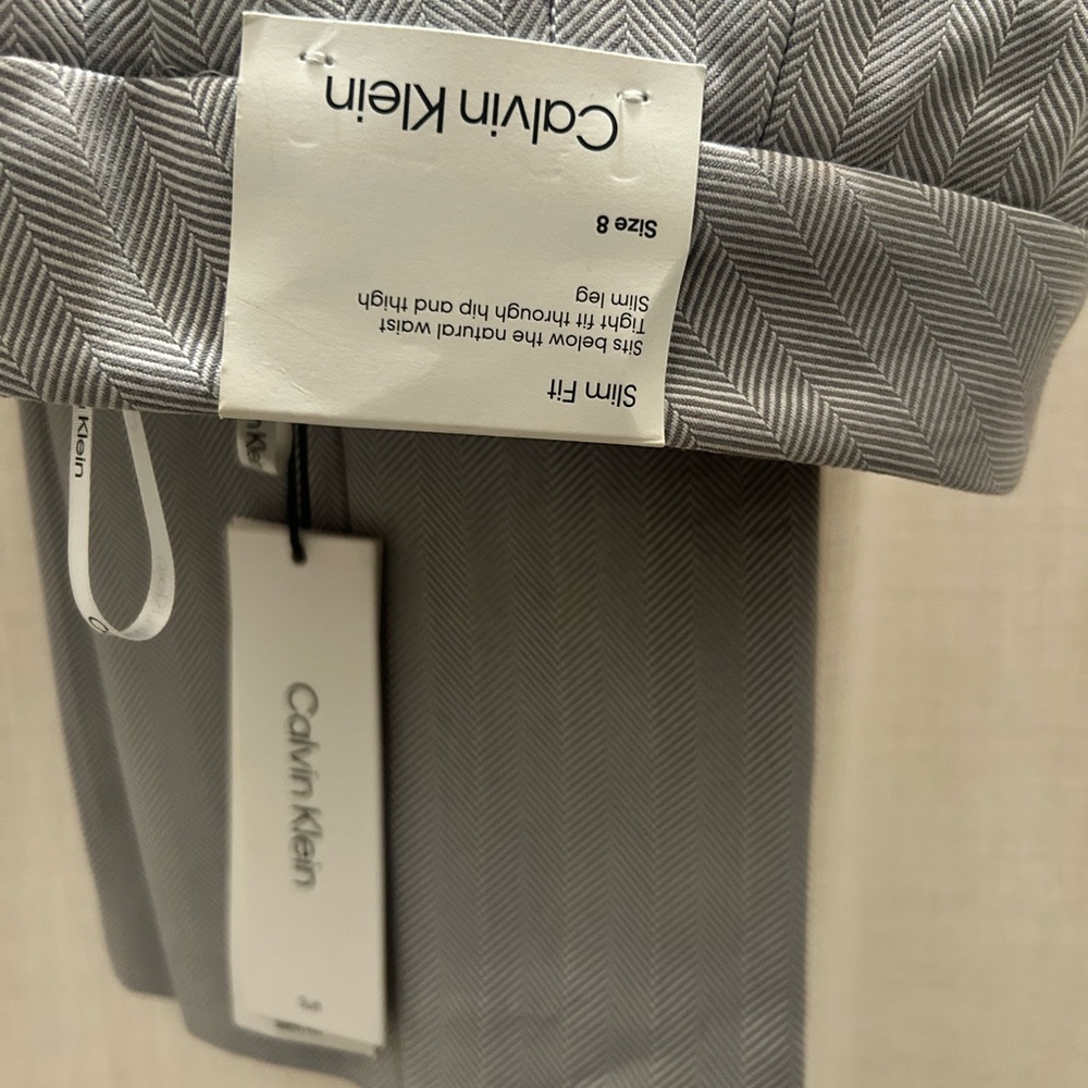 Calvin Klein fitted pants 3/4